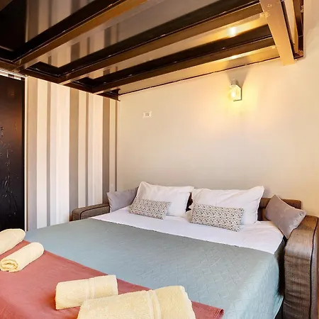 Dezza Loft-3